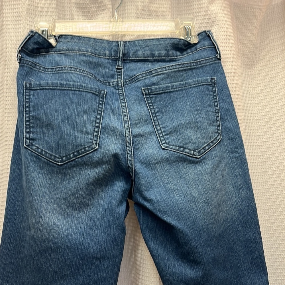 Old Navy super skinny size 8 and stretchy jeans - Picture 4 of 9